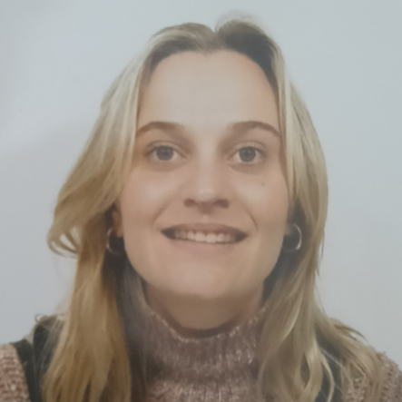 Julieta  - SEO Specialist & Data Analyst 