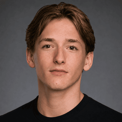 Maxence Adamo - Web Designer & Directeur Artistique.