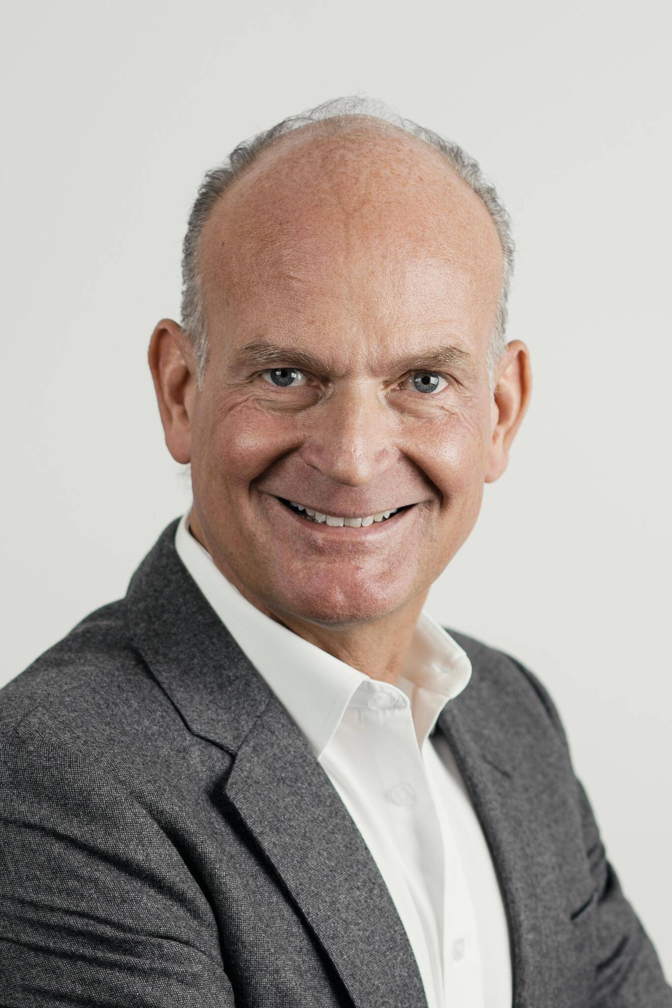 Marcus  - CEO, CMO, CDO, VP, Head of Marketing, Sales, BD