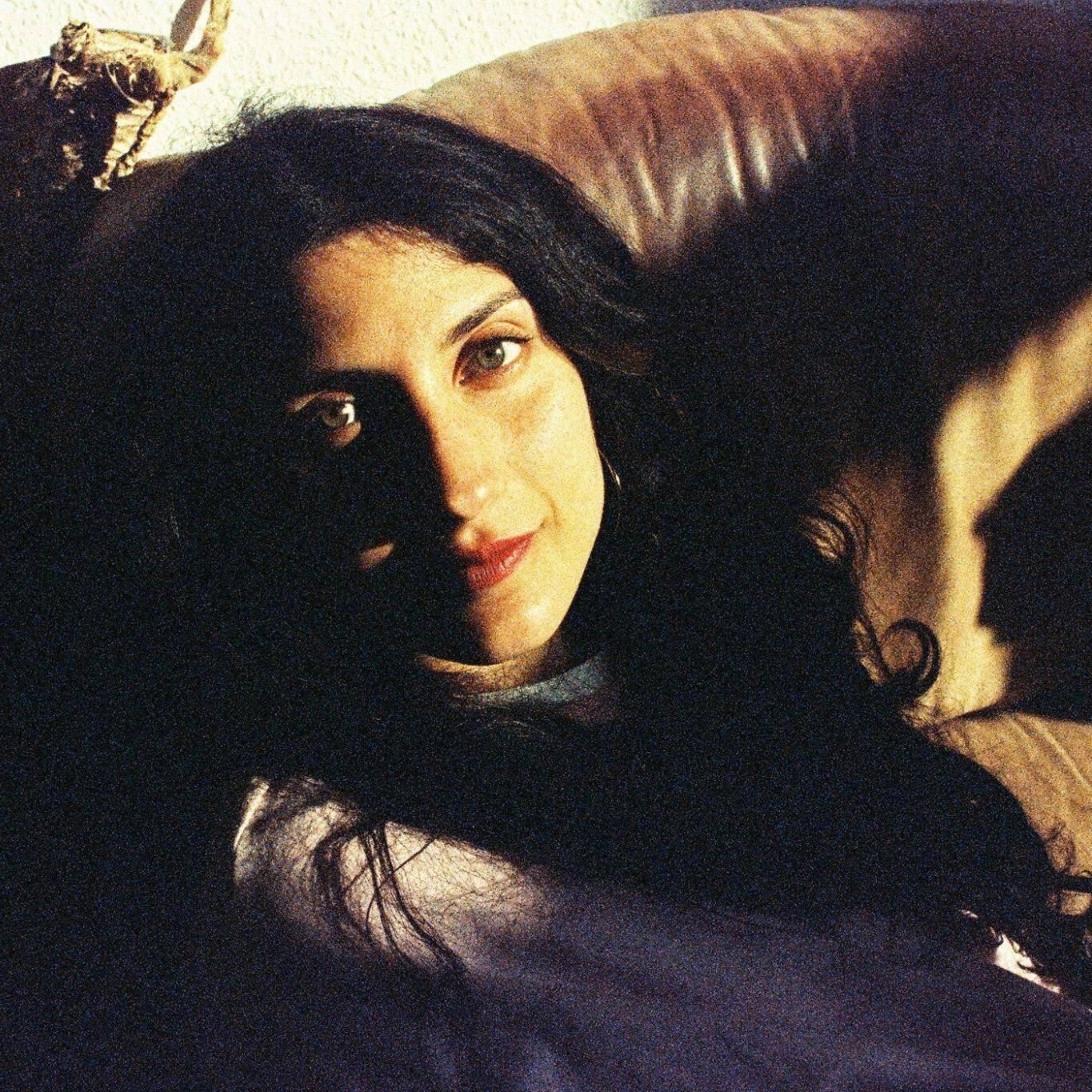 Camélia M.