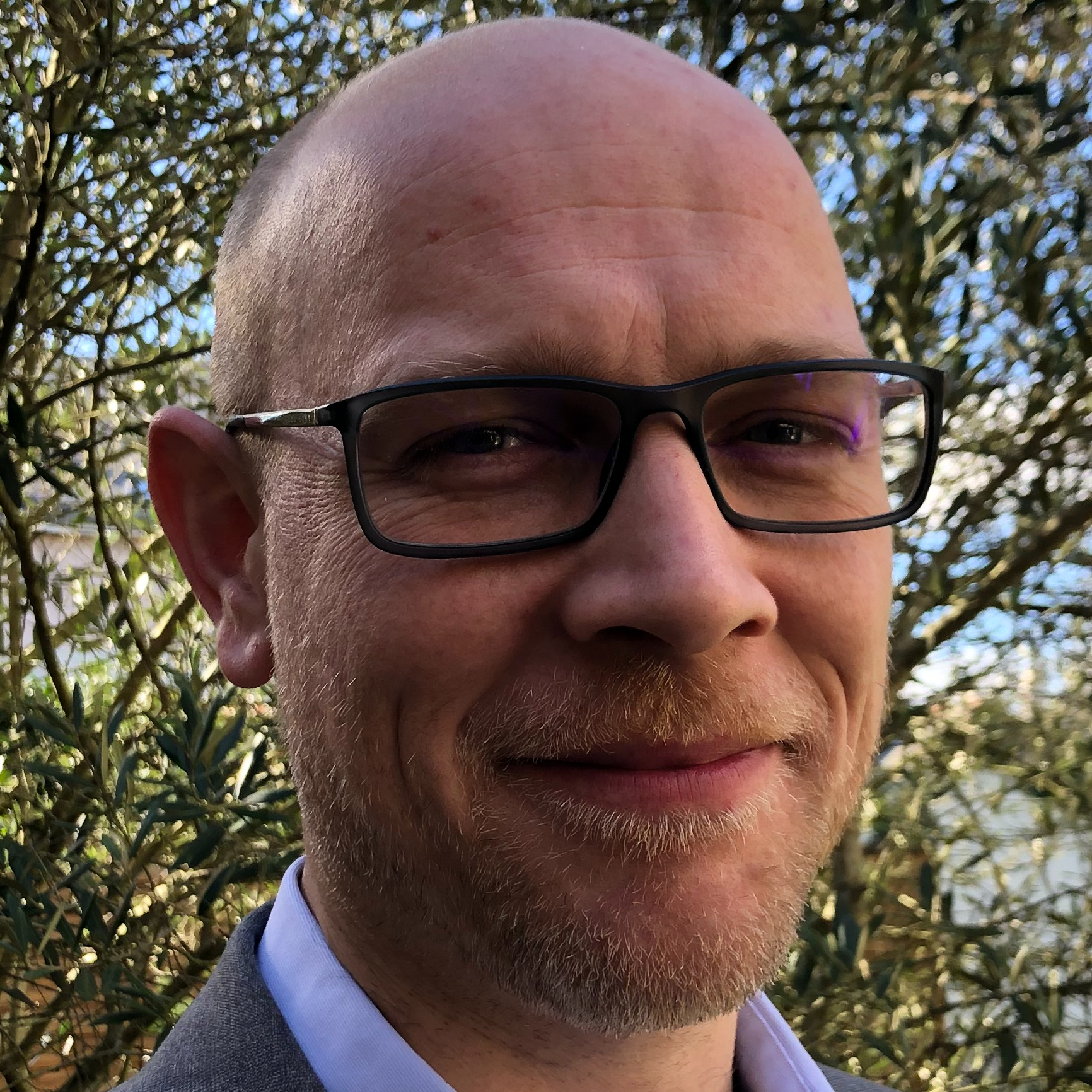 Vincent V. - Consultant | RPA, IA, ERP, Facture électronique