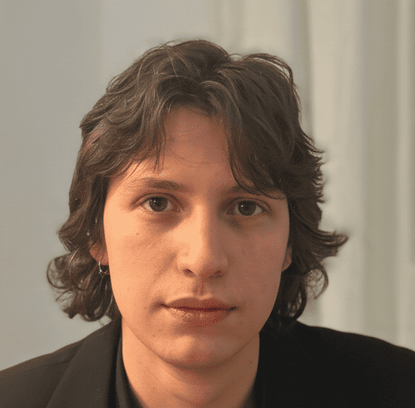 Luis F Fernández López