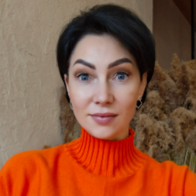 Inna Pavlenko - AI creator for wellness brands/ spiritual guides