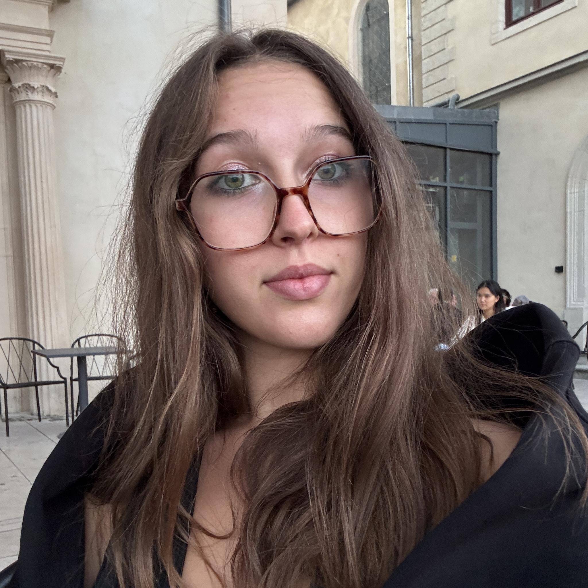 Marina Rouffo - Étudiante 