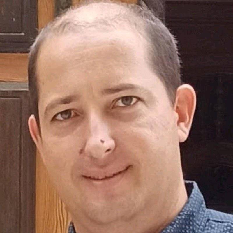 Jesús  - Experto en Investigación y desarrollador en IA