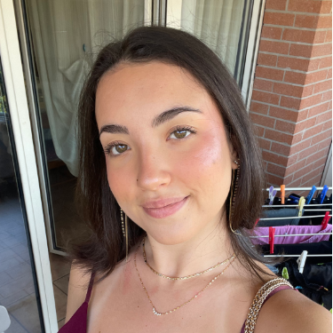 Nicole Ugolini - Sales Assistant