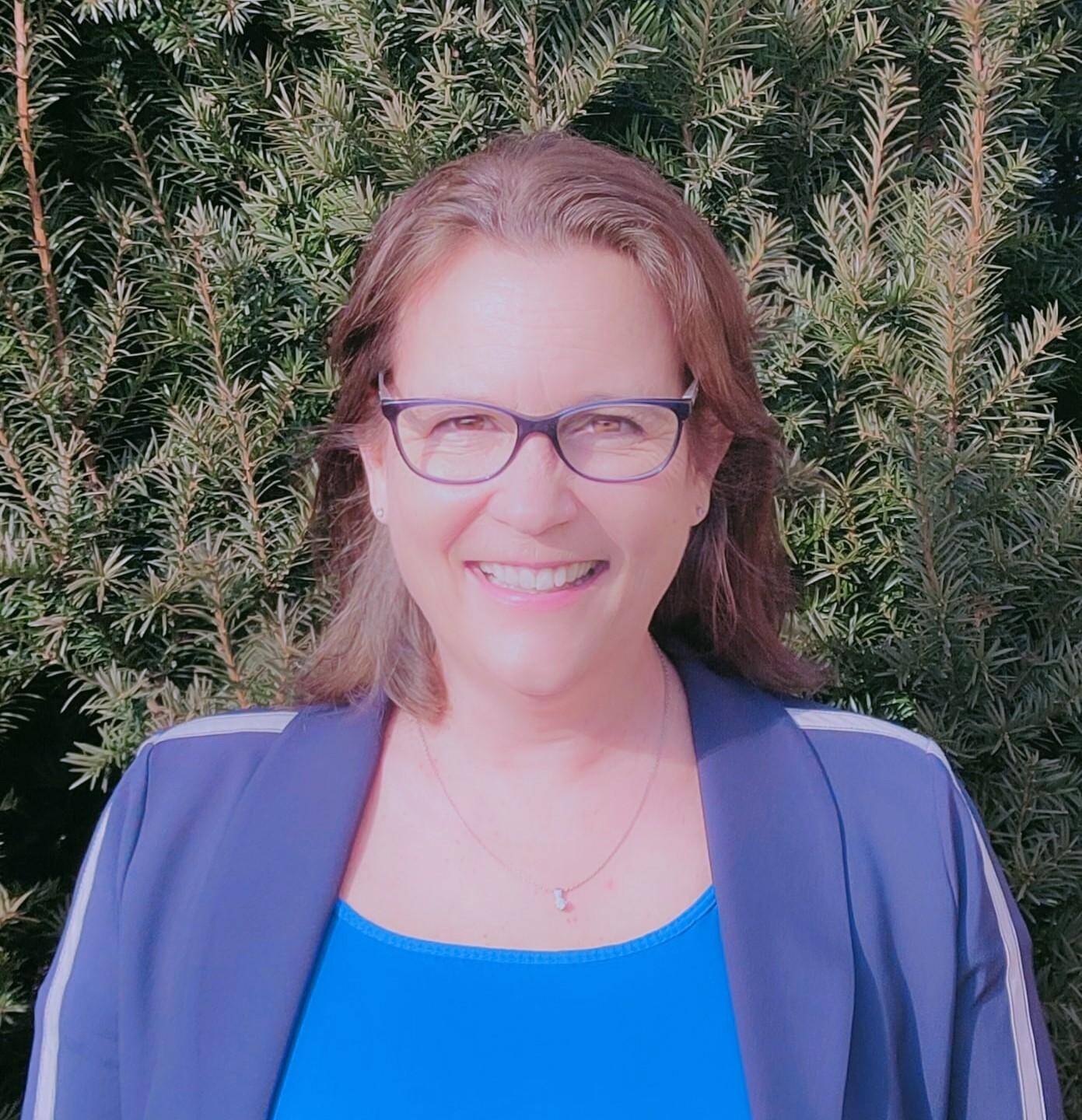 Manuela Hollosy - Projekt- & Programmmanagerin | Transformation | 