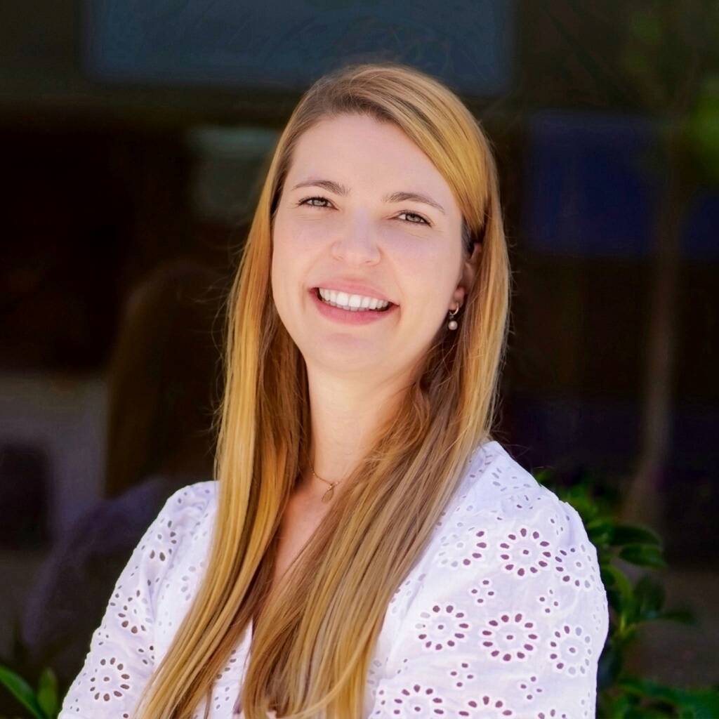 Gaëlle B. - Responsable des Opérations · Project Manager FR-EN