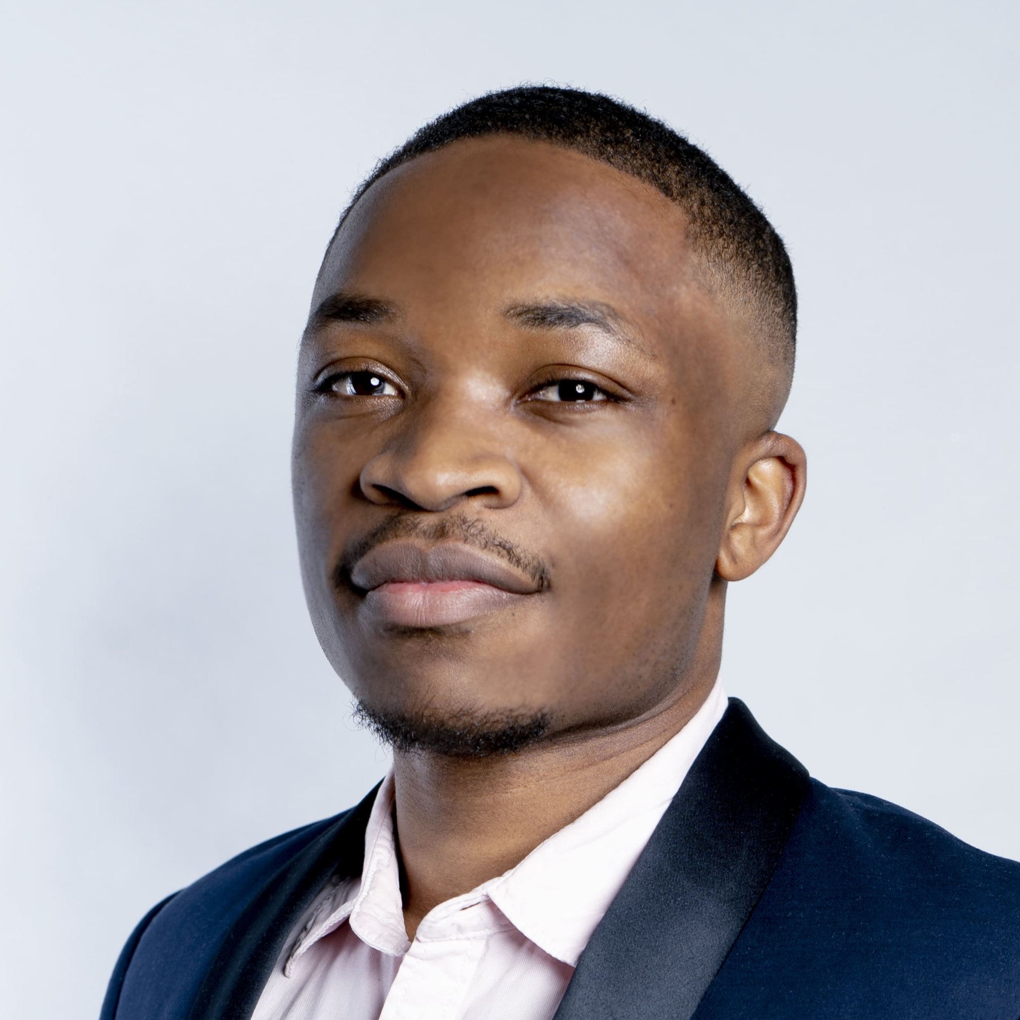 Wilfred T. - FULL-STACK DEVELOPER |React -Expo -Angular -NestJS
