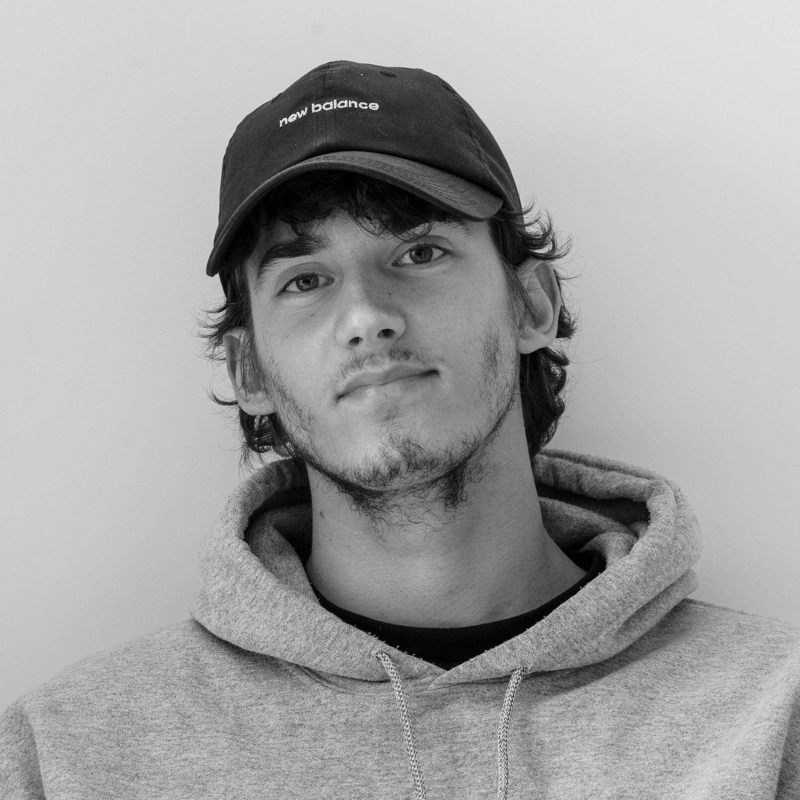Baptiste Moreau - Designer graphique, Graphiste, Photographe