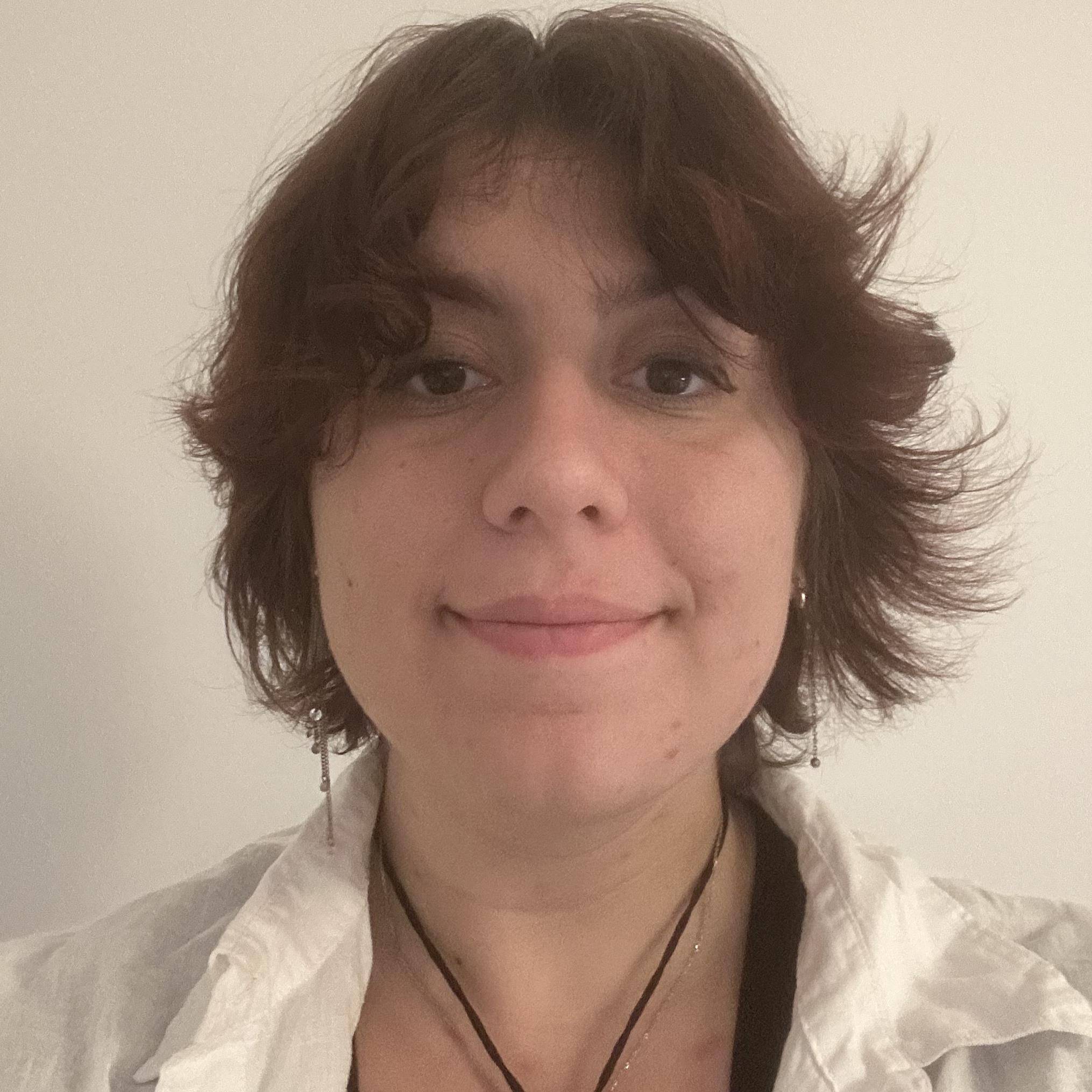 Hanna Elkouby-Richard - Community Management  