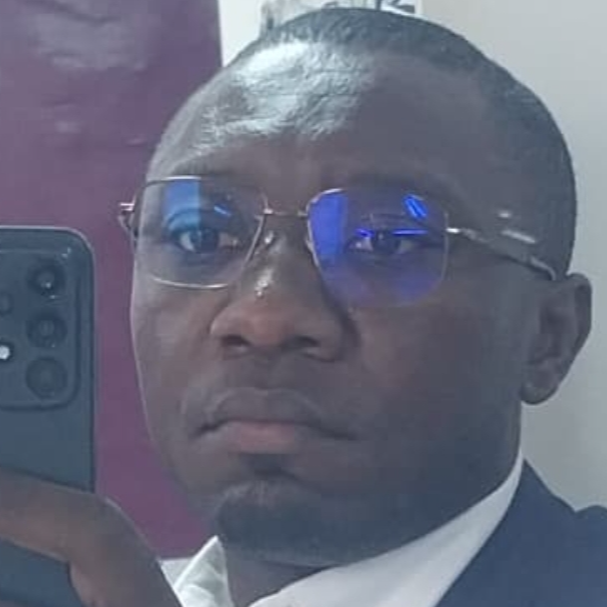 Armand Mimbang - RESPONSABLE DU DEVELOPPEMENT ET DU PILOTAGE COMMER