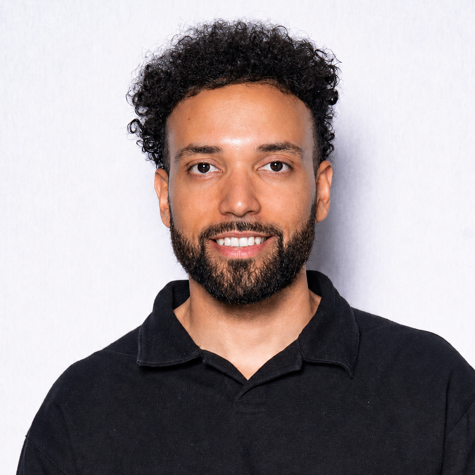 Marving M. - Développeur React.js & Next.js | Apps Web & Mobile