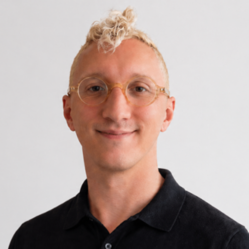 Igor D. - Senior Brand, Marketing & UI Designer