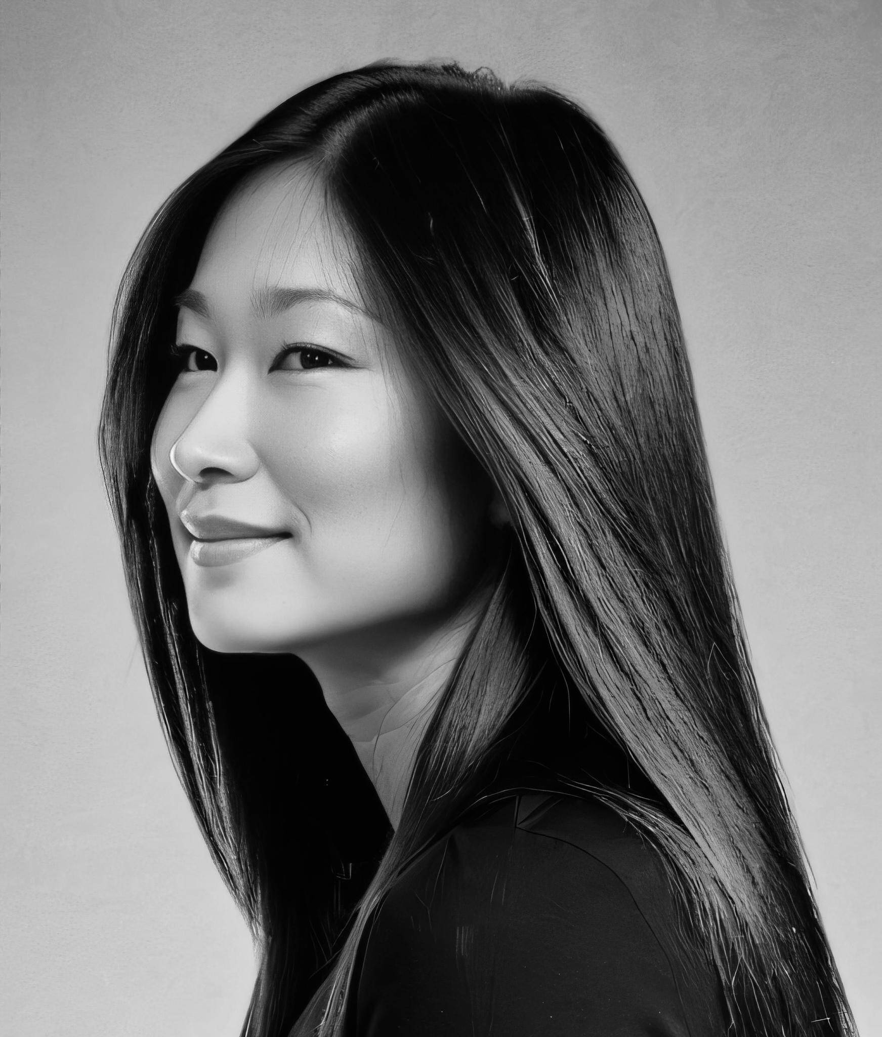 Laure Li - Consultante Digital & E-Commerce | Créatrice UGC