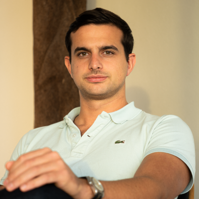 Pierre-Ange  - Experto en el SEA | Anuncios de Google (Adwords) - Anuncios de Facebook