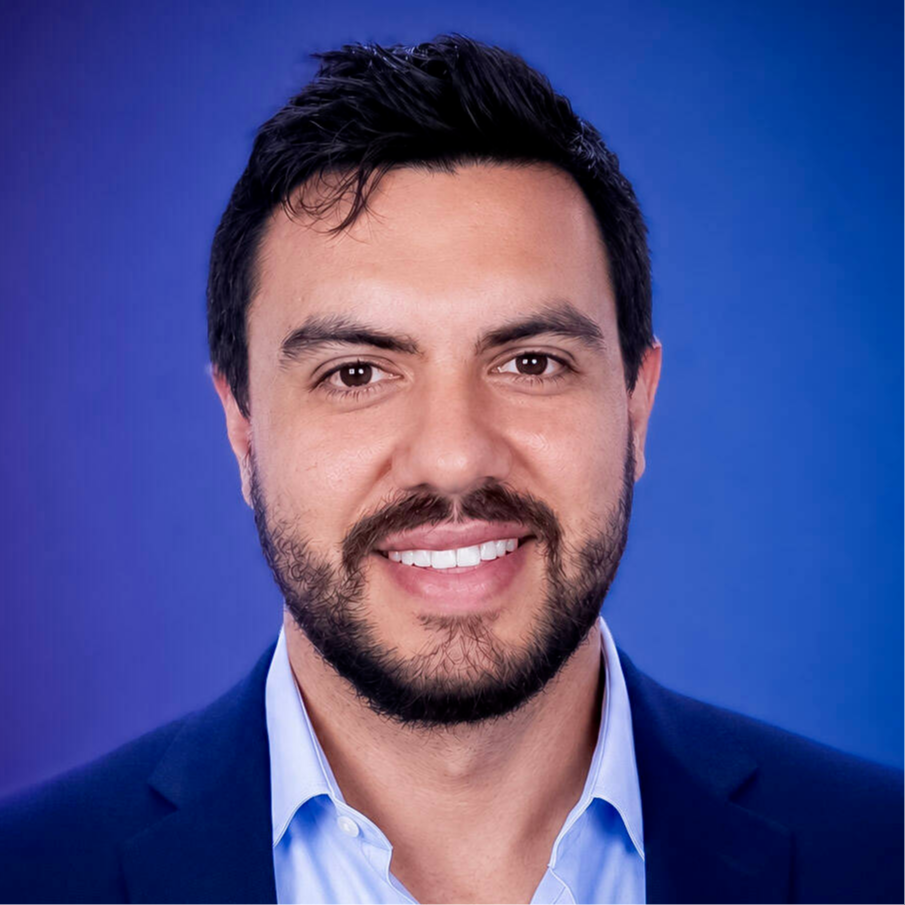 Andrés Gonzalo Moreno - Motion Designer 2D/3D 🎬Monteur | DA | WEB | IA ⚡️