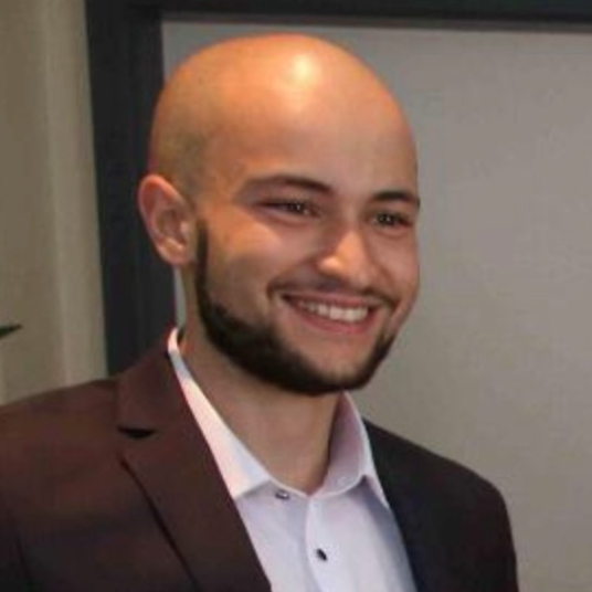Hicham  - Développeur Fullstack