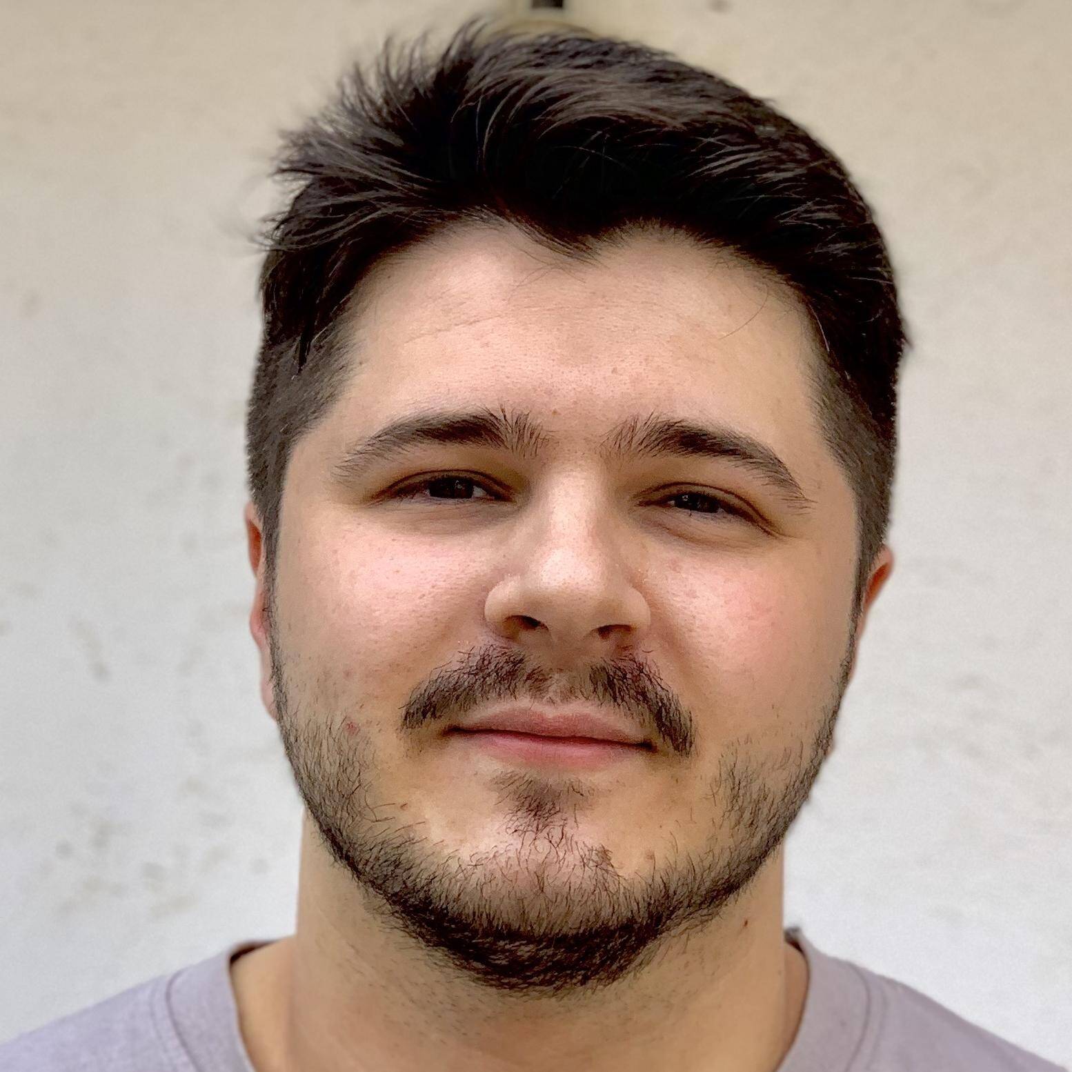Sergio Nieto Becerra - Informático, Community manager y Editor de vídeos.
