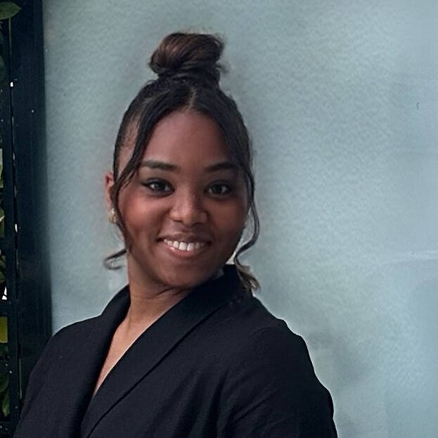 Célia  -  Consultante sourcing et achats