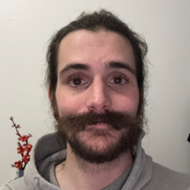 Renaud  - Senior iOS Entwickler