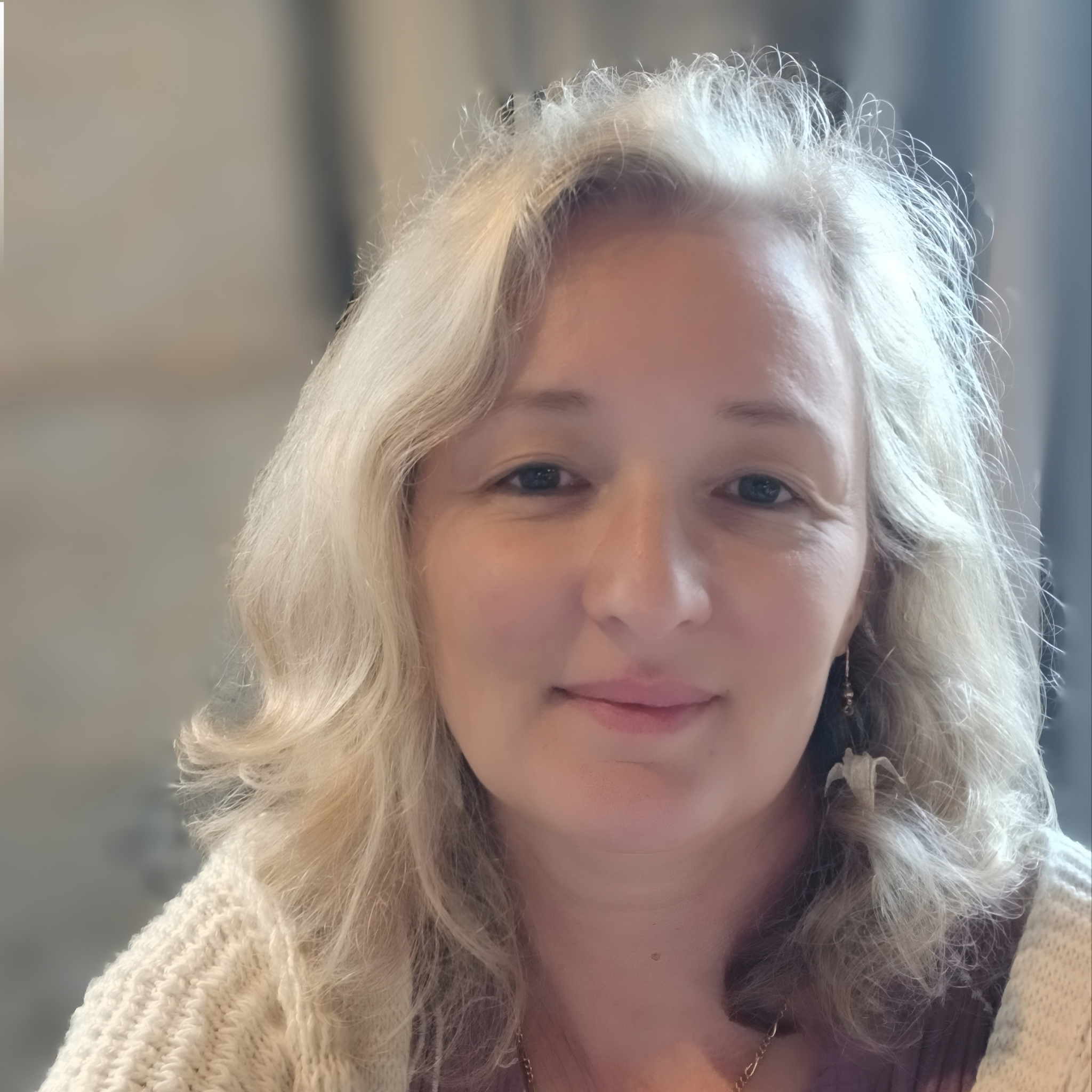 Vanessa B. - Spécialiste bases de données et reporting
