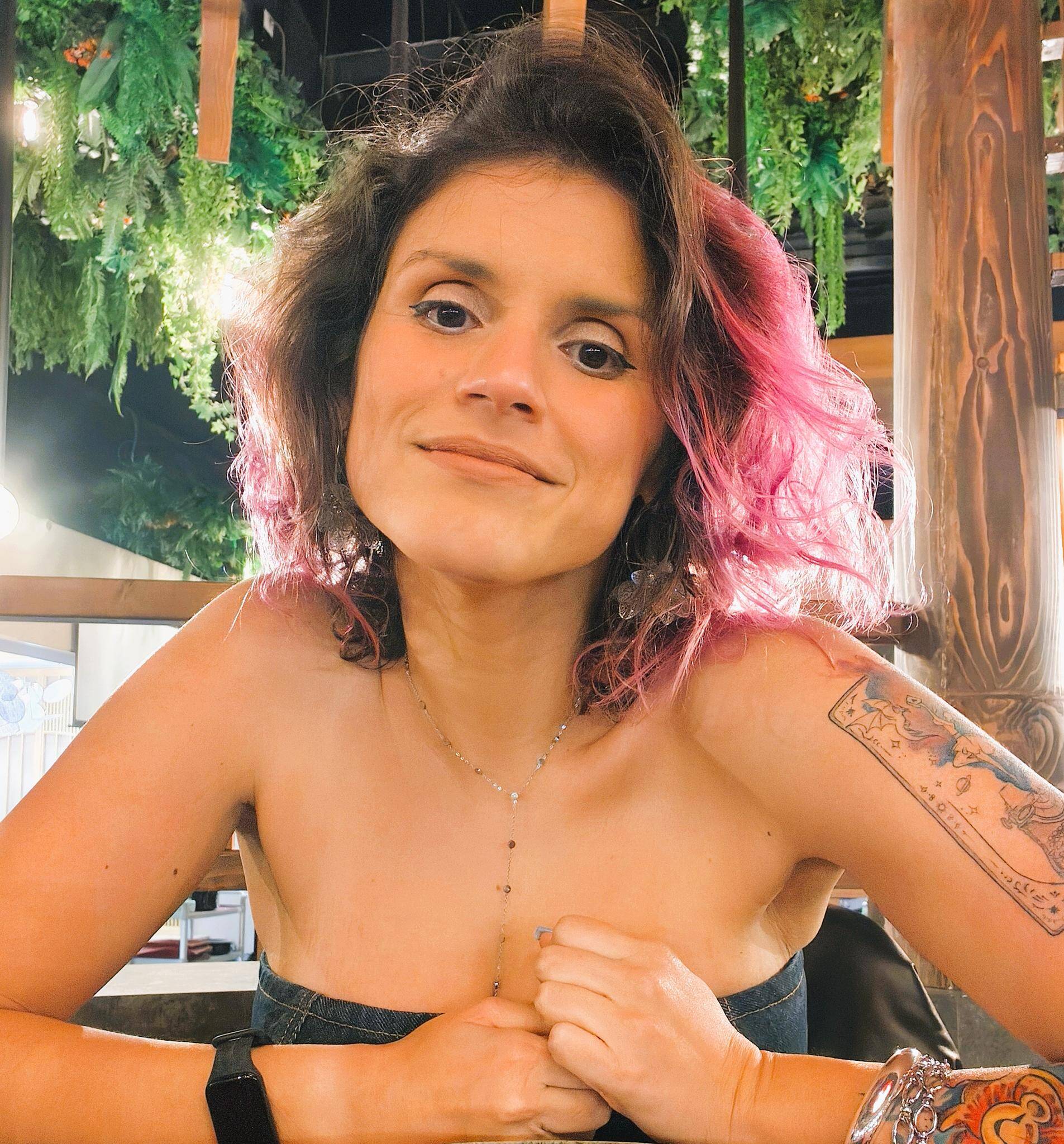 Ana Carolina Faria Bortolo - Operations Manager and Executive Assistant