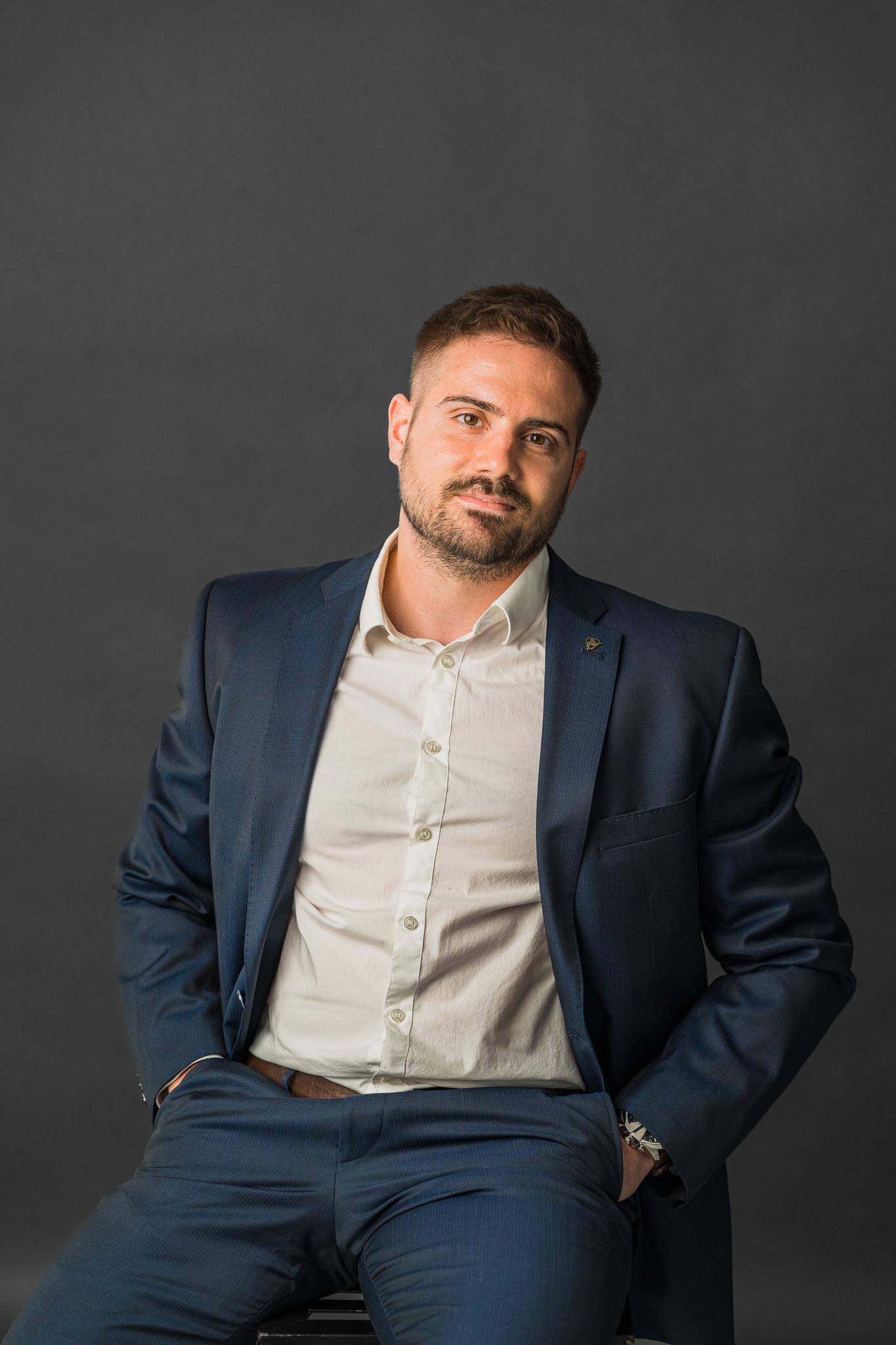 Victor Hernandez