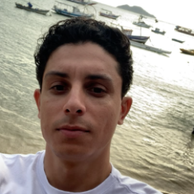 Julio M. - No-Code and Paid Traffic Manager