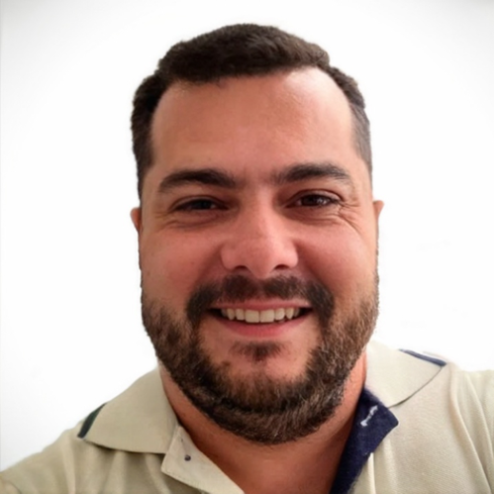 Emilio José R. - Consultor de comunicación | AI | marketing | PR