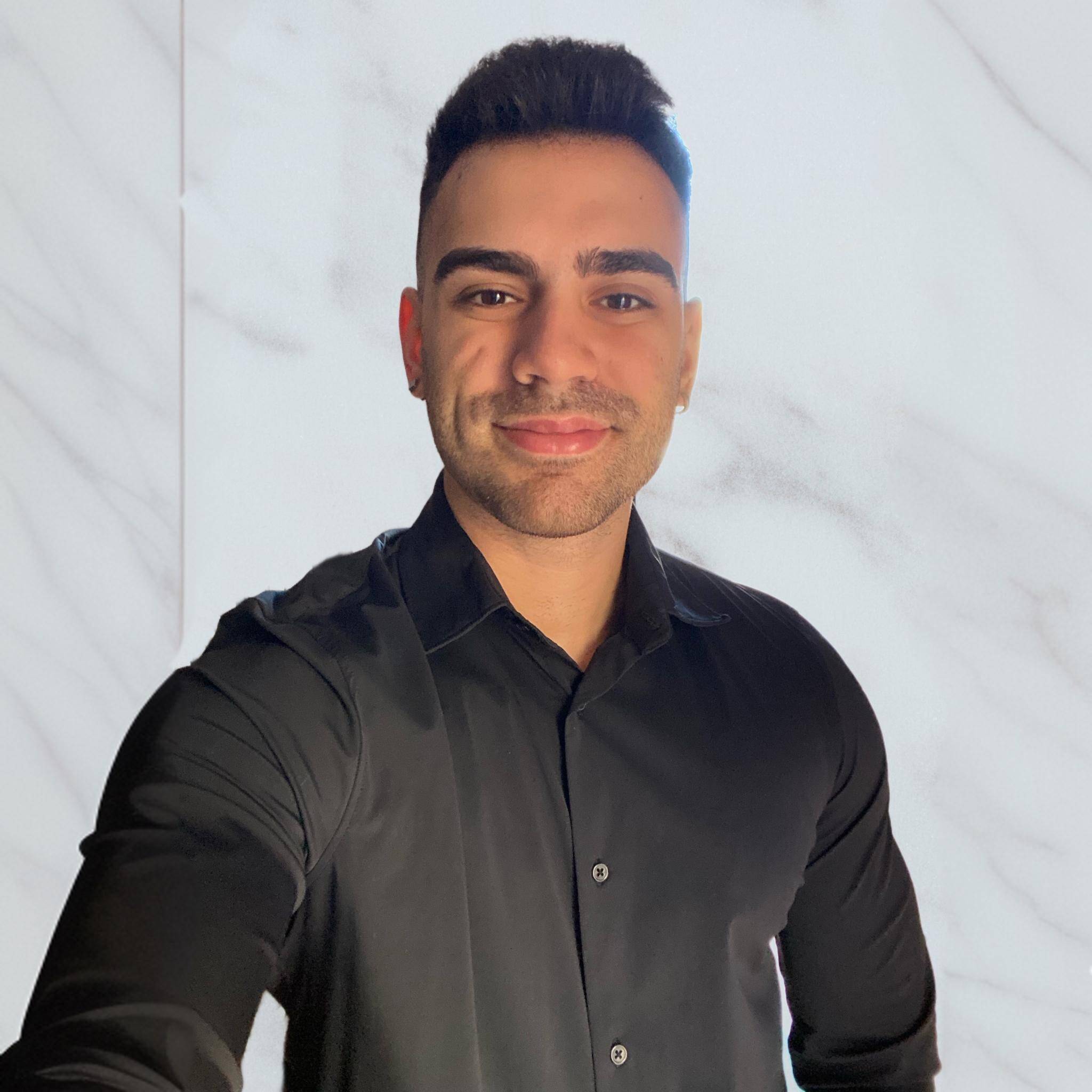 César Samuel Carcasés Gómez - Front End | React.js | Angular | NodeJS