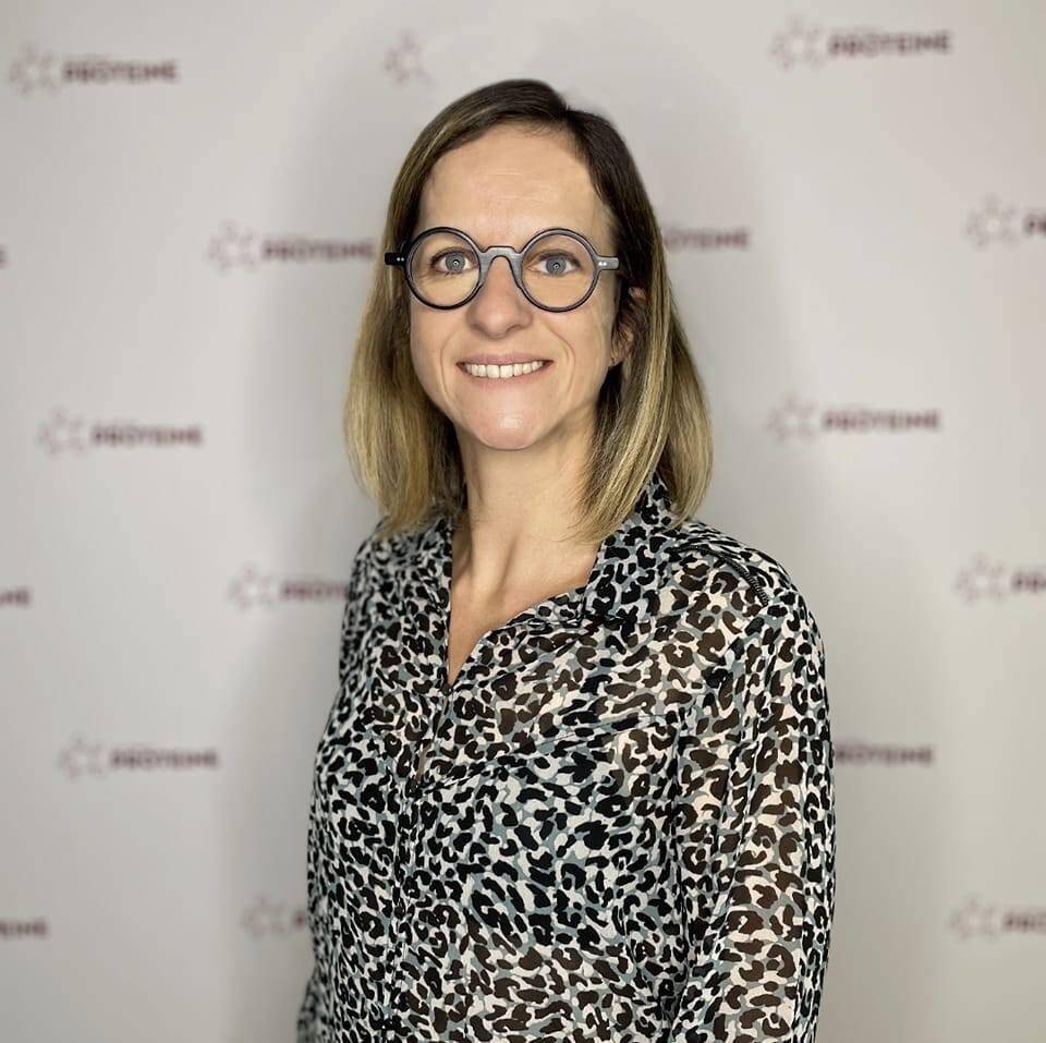 Sandie T. - GRAPHISTE WEBDESIGNER  REDACTEUR WEB