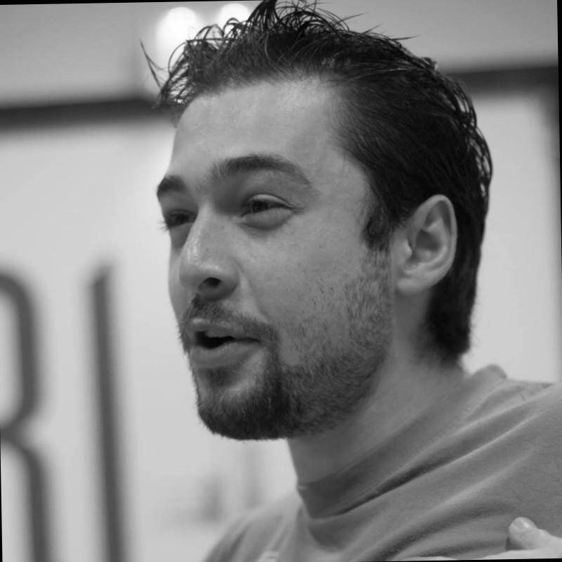 Boris  - Développeur Android/iOS. Fullstack RoR. Python AI.