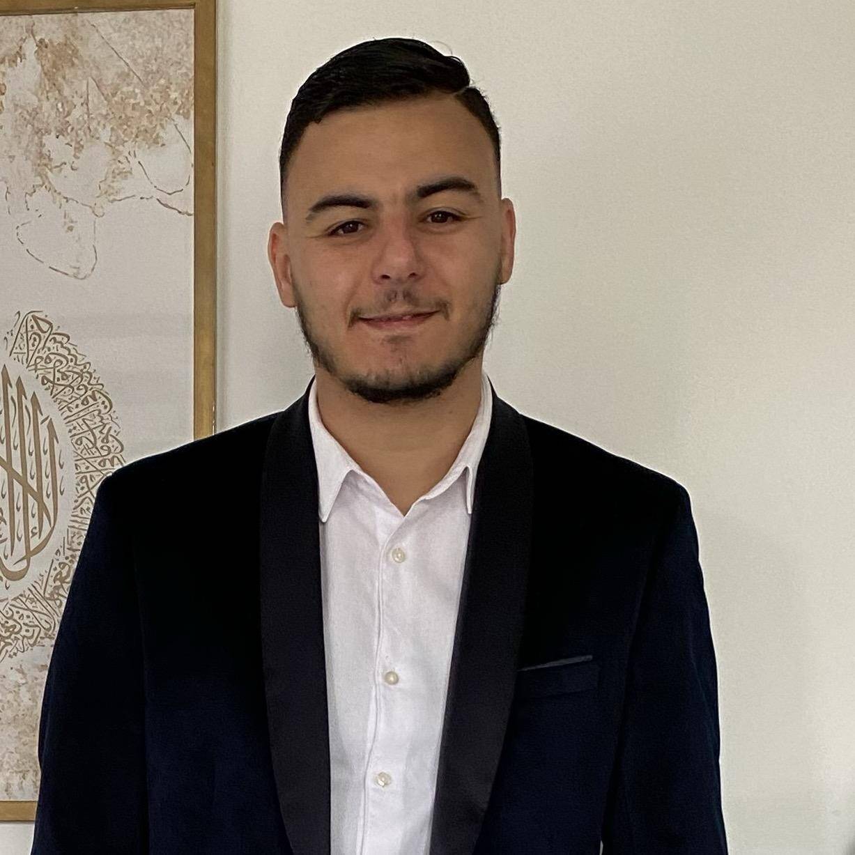 Hachim R.