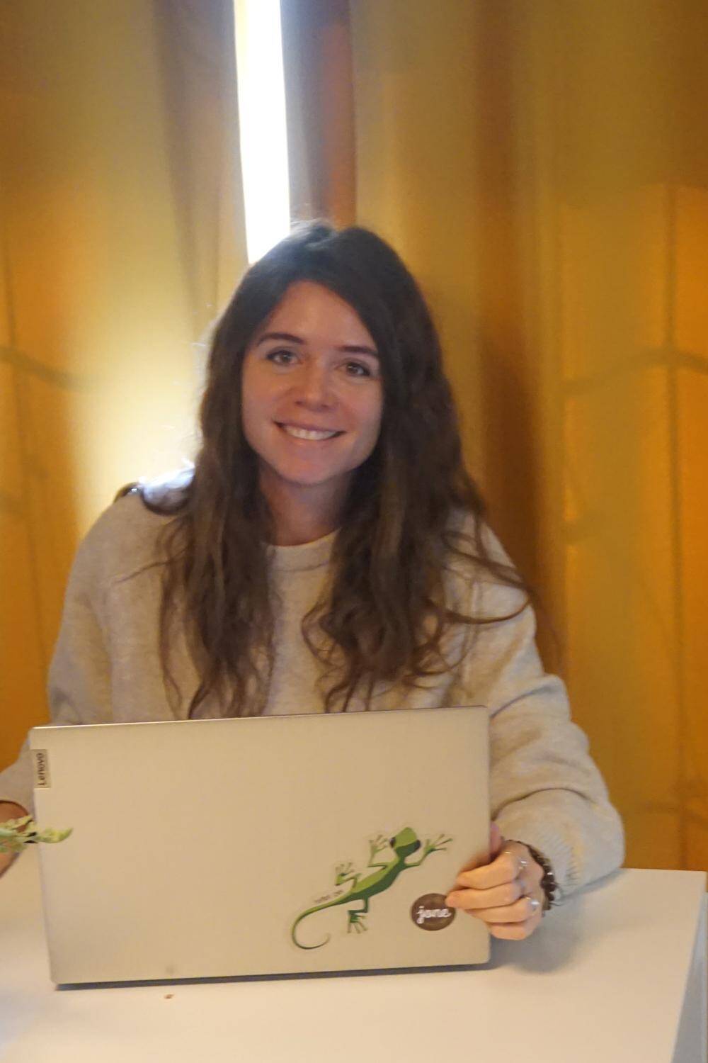 Joana Kempfer - Infographiste, Webdesigner