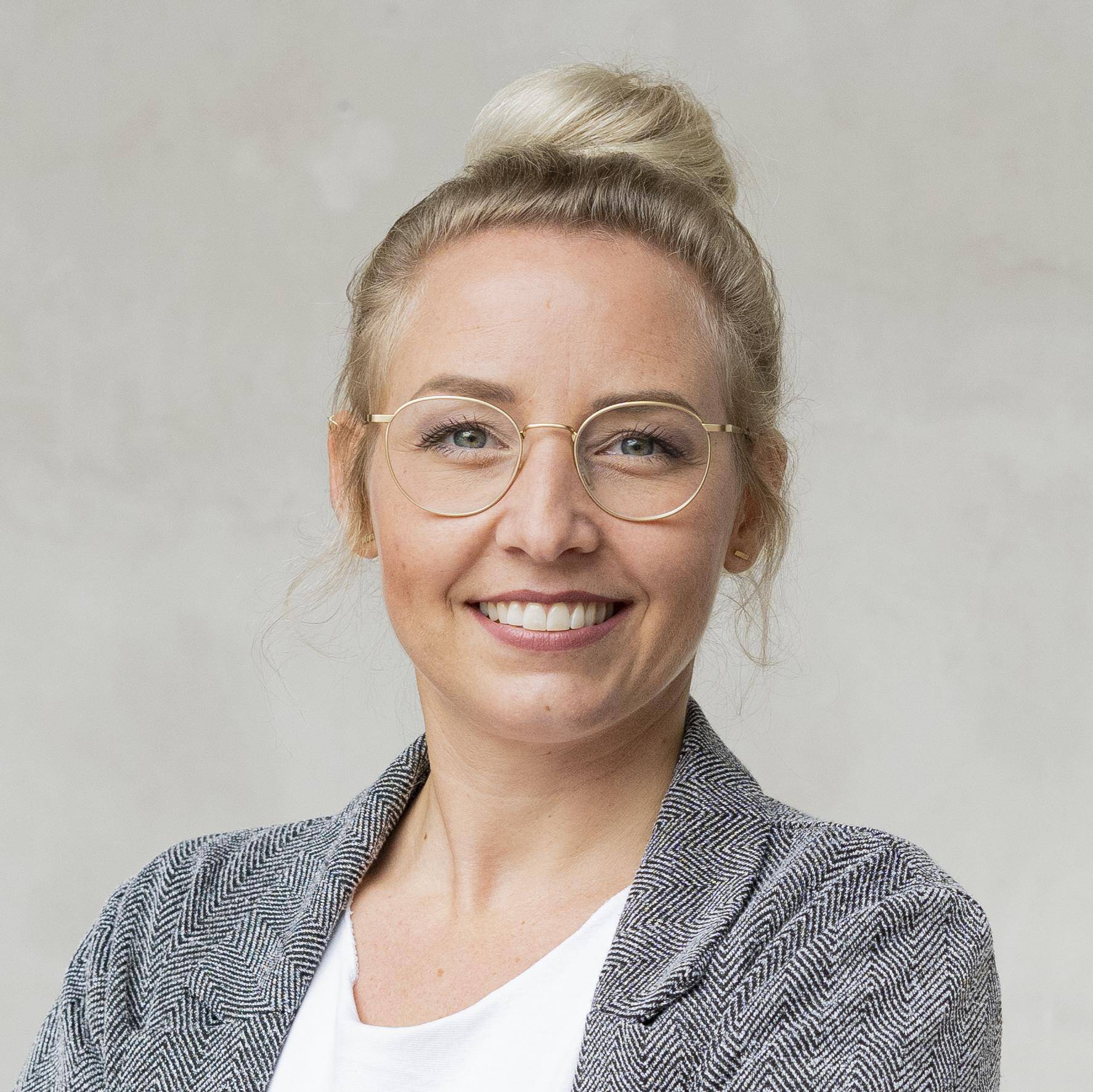 Christina Scheib - Art Director 