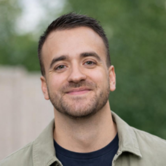 Adrien P. - CRO & Rétention E-commerce | +7 ans XP