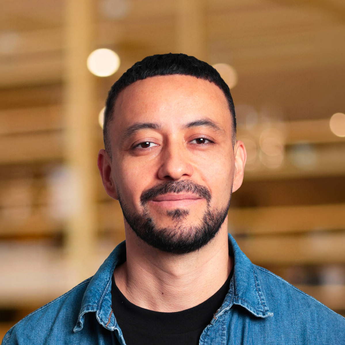 Loic Heurtebis - DA Graphiste, Branding, Logo, Identité visuelle