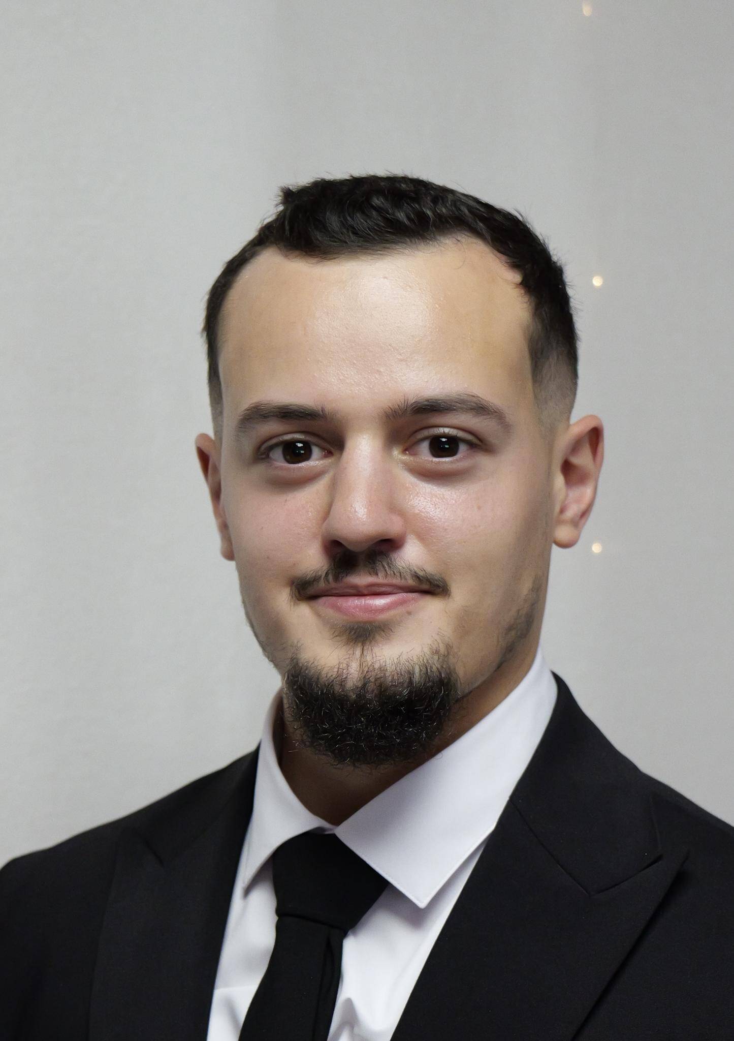 Khaled Abuhaltam - Software-Architekt | Full-Stack Web & SaaS