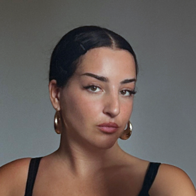 Naïri F.