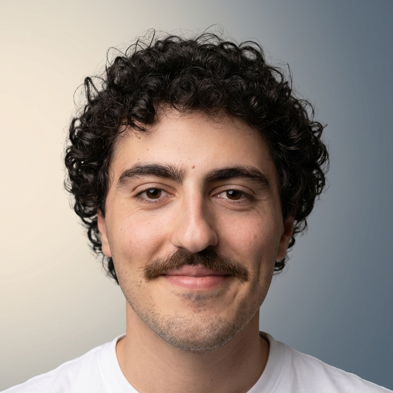 Darian S. - Développeur Full-Stack Mobile | React Native