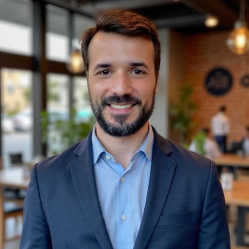 Diogo Pires De Oliveira - Consultant stratégie & business development
