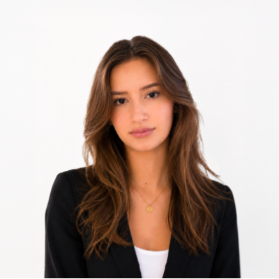 Marie-Lou Guezennec - Data Analyst No-Code & WebDesign AI