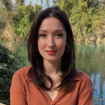 Louiza Aziez - analyste financier