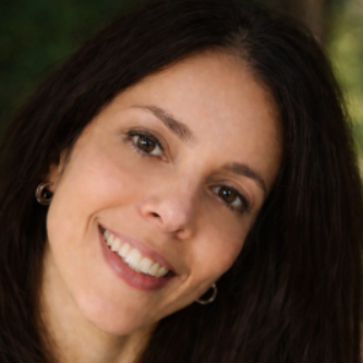 Claudia Costagliola - Editor per Valutazione Romanzi e Manoscritti 