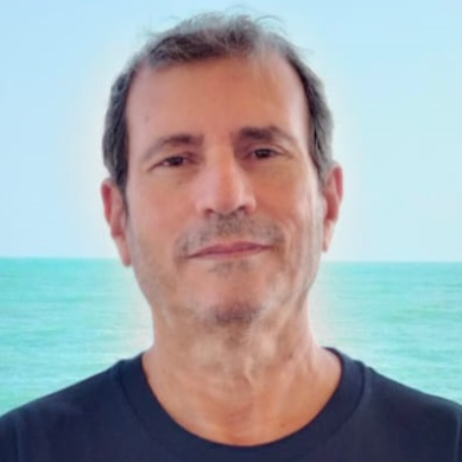 Andrés Juárez González - Consultor IT: Desarrollo Soft, IA y Capacitación