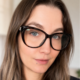 Justine Lenoir - Conceptrice pédagogique digitale & contenu visuel