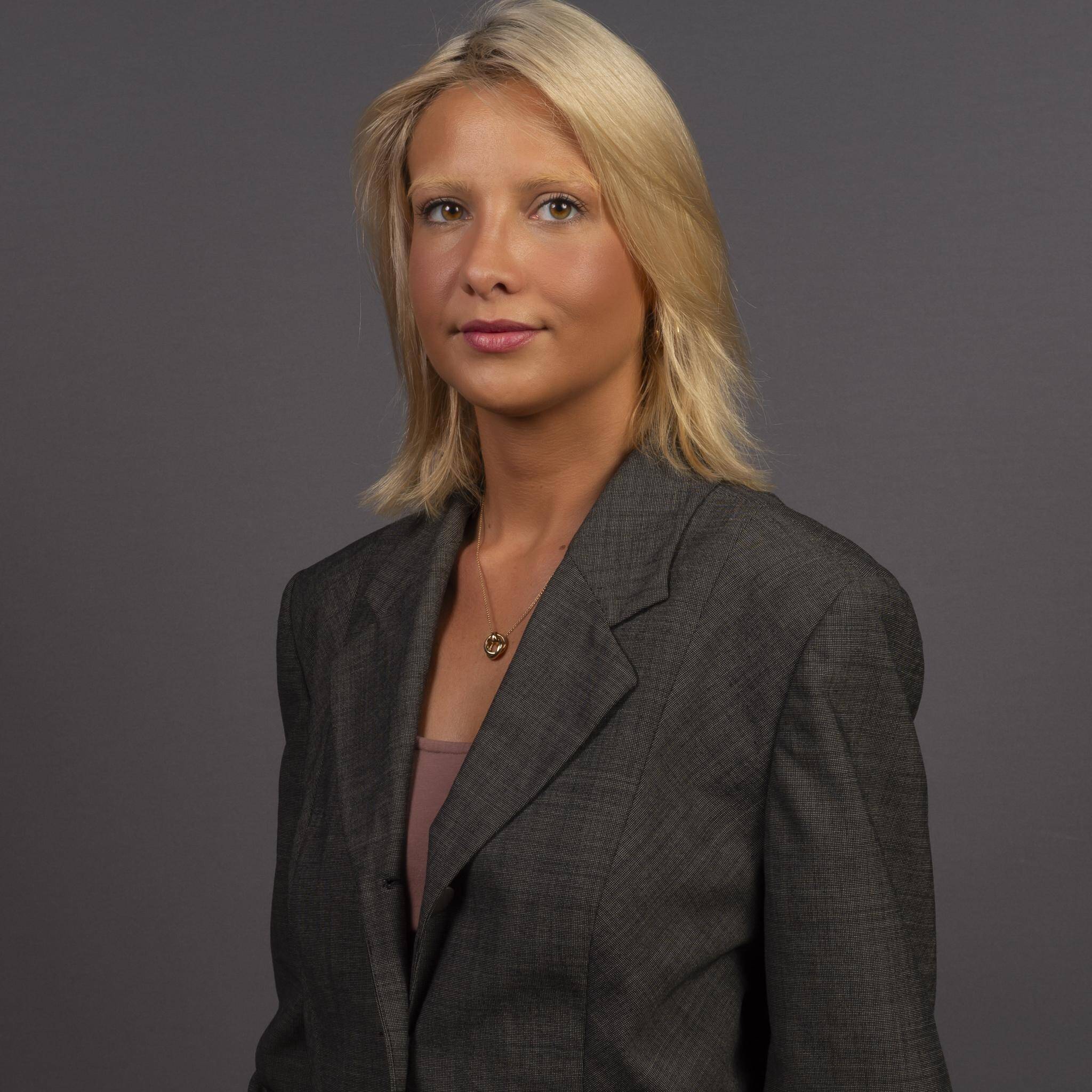 Emma V. - Marketing Strategy Copywriting - Fragrance, Beauty