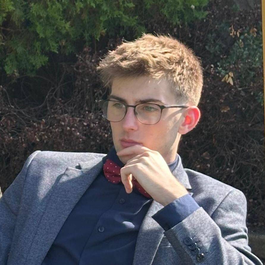 Hugo Prado - Full Stack & AI Developer