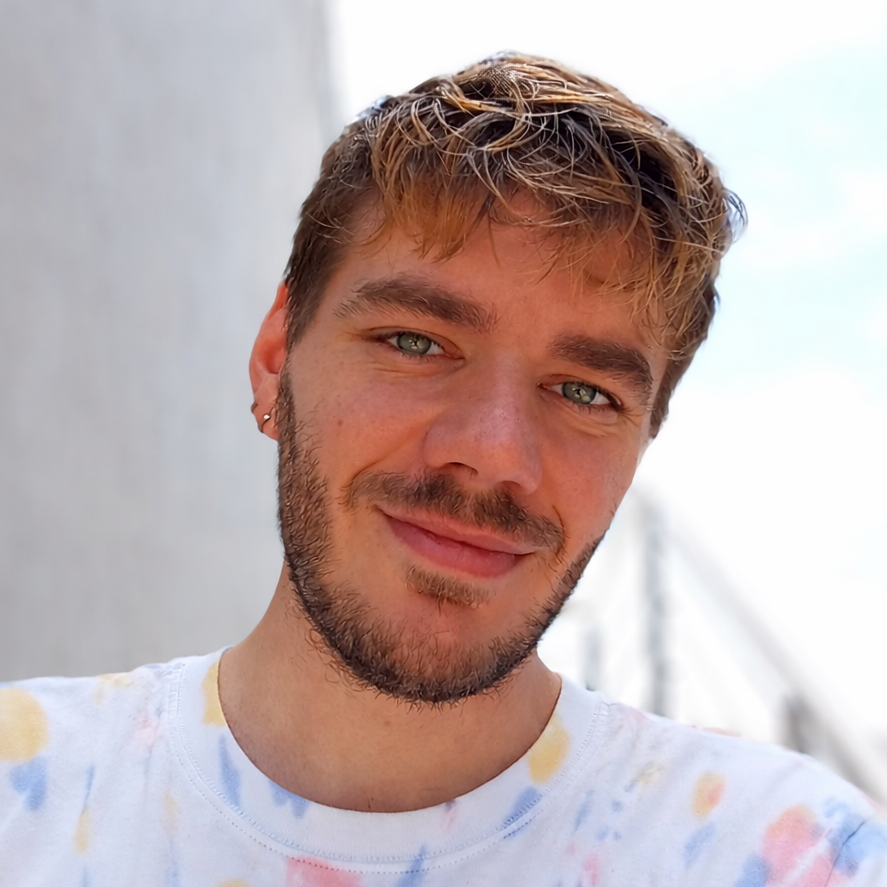Christopher Bonnin - Graphic Designer